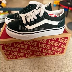 Vans Dark Green and White Old Skool - Little Kids Toddler size 11K - NWT